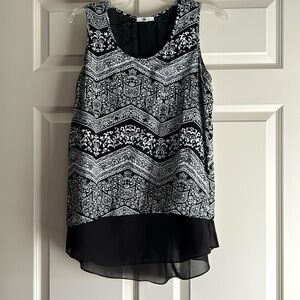 Ladies sleeveless blouse!!